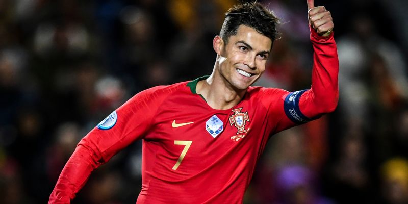 Tiền Đạo Bồ Đào Nha – Di Sản Bất Diệt Từ Eusébio Đến 2025 Jun88 6 Chiến lược cược Bet anytime goal Ronaldo dựa trên di sản Eusébio